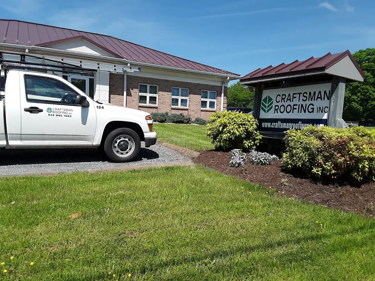 Quality Ice Dam Removal by experienced craftsmen in Downtown Pleasantville